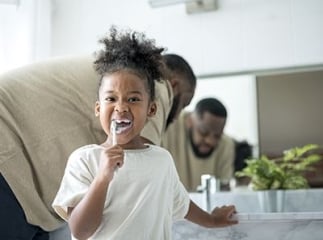 caries sur les dents de lait